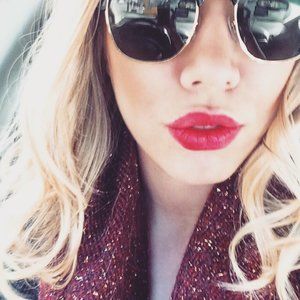 Meet your Posher, Sandie